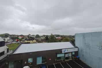 Rare Remuera village office