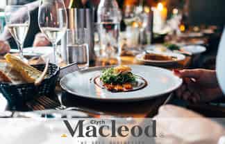 Large City Fringe Restaurant, Immaculately Designed