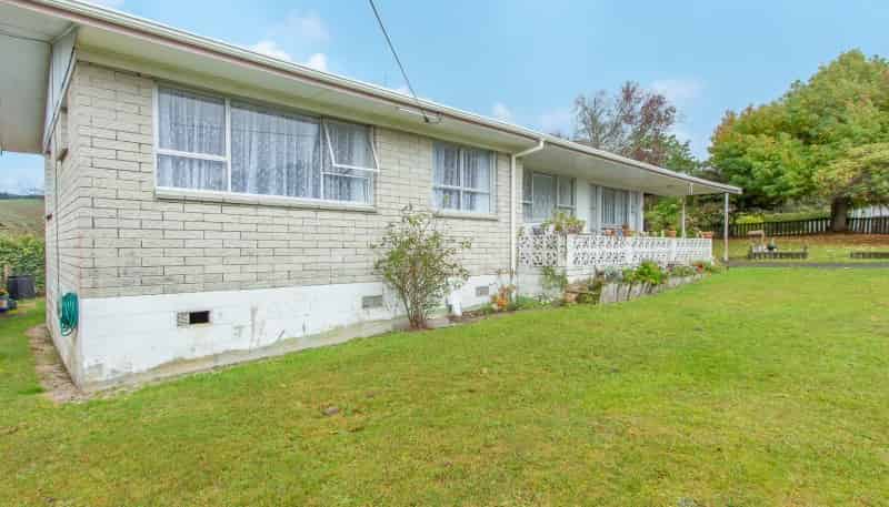 1 Bay Grove, Pukehangi