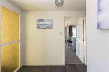 15 Greenock Street, Redwood