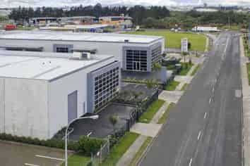 Modern Industrial Unit