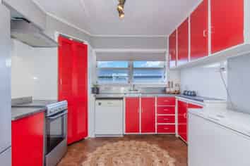 49 Patetere Street, Mamaku