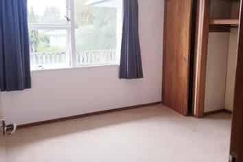 95 Bond Crescent, Forrest Hill