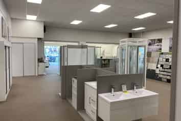 Prime Showroom/warehouse on Wairau