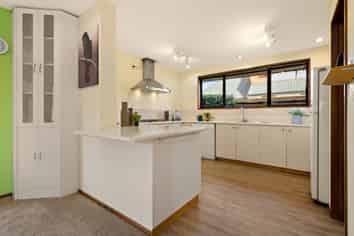 85 Hawthornden Road, Avonhead