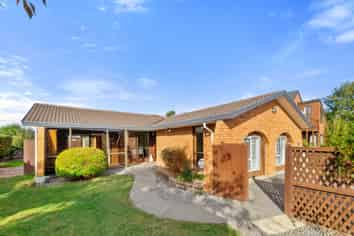 85 Hawthornden Road, Avonhead