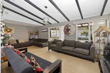 31 Harmel Road, Glendene