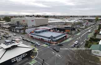 Location and profile speaks for itself!