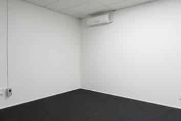 165M² AFFORDABLE OFFICE FOR LEASE