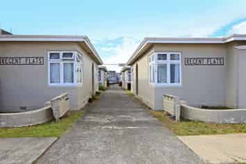 Buy Them All! 6 Tenanted Units