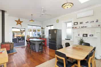 114 Milton Street, The Wood