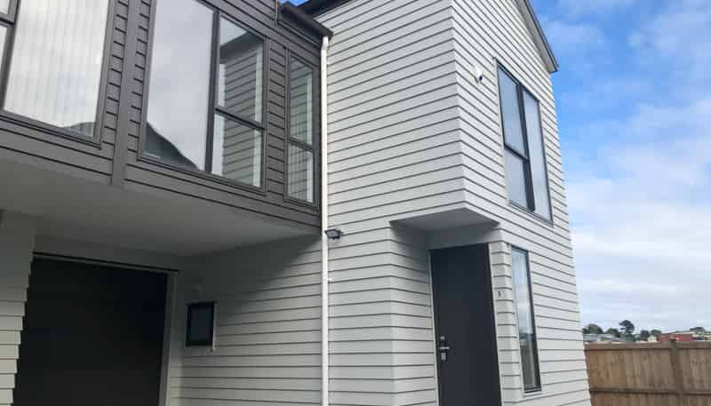 5/21 Akoranga Dr , Northcote