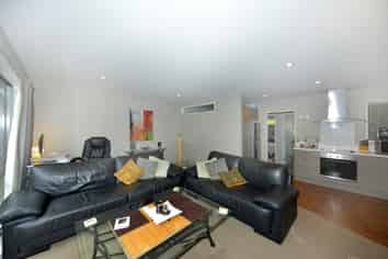 5/18 Goldsmith Place, Waltham