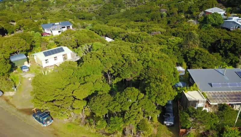12 Moana View Road, Great Barrier Island