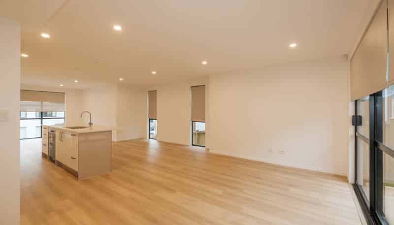 52 Seafarer Crescent, Stanmore Bay