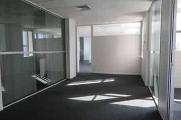 155M² AFFORDABLE OFFICE FOR LEASE