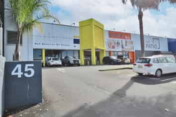 155M² AFFORDABLE OFFICE FOR LEASE