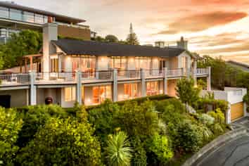 71 The Cliffs, Britannia Heights