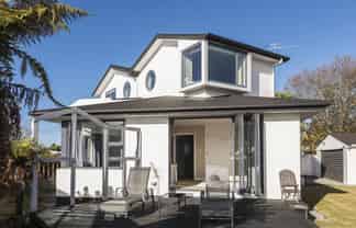 8 Shirldale Place, Avonhead