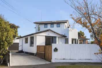 8 Shirldale Place, Avonhead