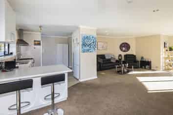 8 Shirldale Place, Avonhead