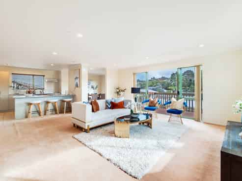 672A Beach Road, Browns Bay