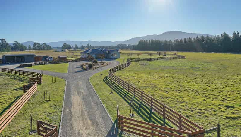 647 Birch Hill Road, 