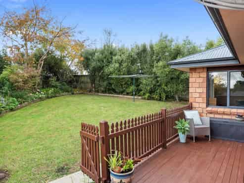 7 Portobello Way, Huntington