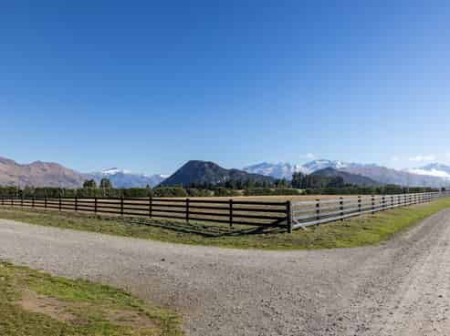 474 Wanaka-Luggate Highway, Wanaka