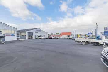 High Profile in Takanini Straight