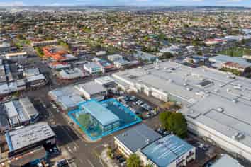 Substantial Papatoetoe Real Estate with Income