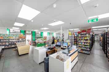 Substantial Papatoetoe Real Estate with Income