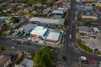 Two Titles - Two Road Frontages - Solid Income