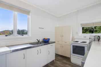 8 School Lane, Waihi