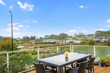 8 Jessie Rise, Riverhead