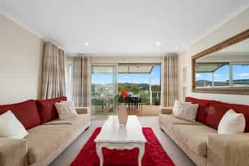 8 Jessie Rise, Riverhead