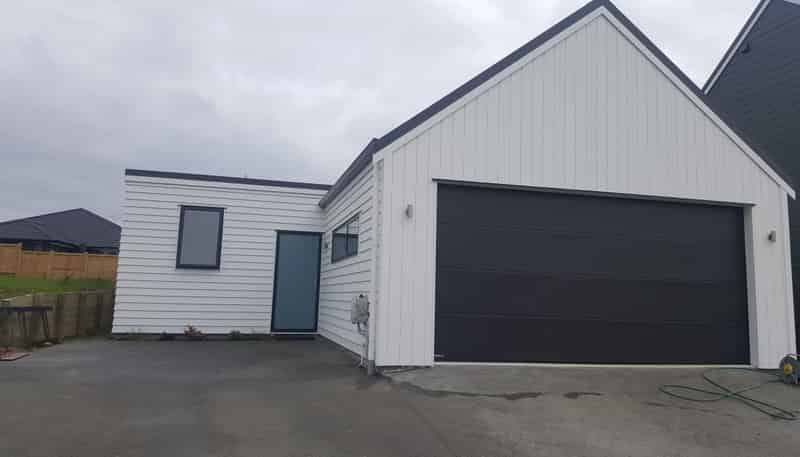 22 Dinning Road, Riverhead