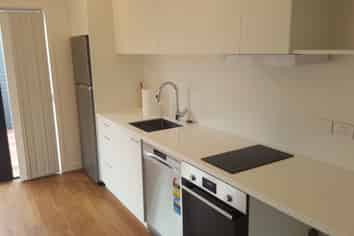 22 Dinning Road, Riverhead