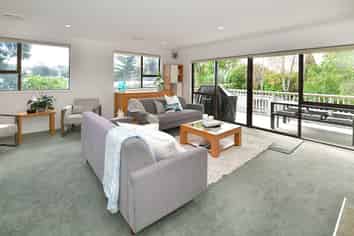 98 The Circle, Manly