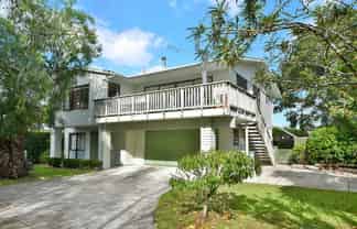 98 The Circle, Manly