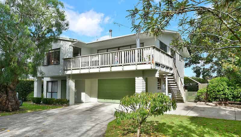 98 The Circle, Manly