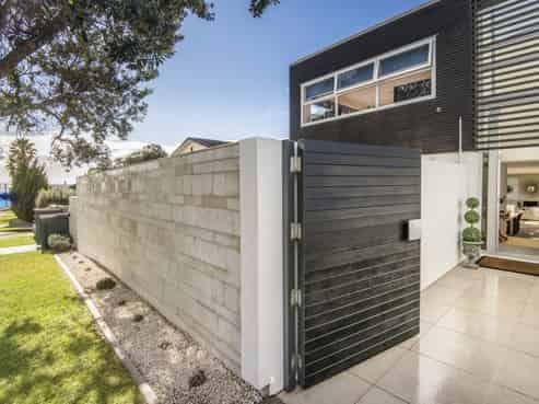 23 Ocean View Road, Milford