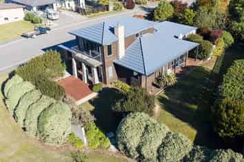 15 Ludlow Drive, Huntingdon/Lake Hood