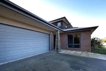 15 Ludlow Drive, Huntingdon/Lake Hood