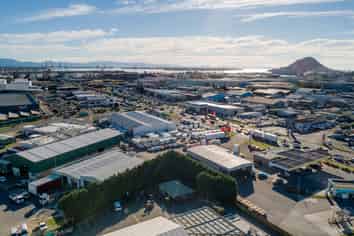 FOR SALE - 81 Hewletts Road, Mount