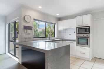 14 Mellefont Close, East Tamaki Heights