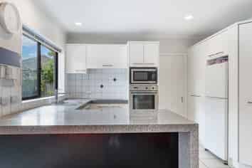 14 Mellefont Close, East Tamaki Heights