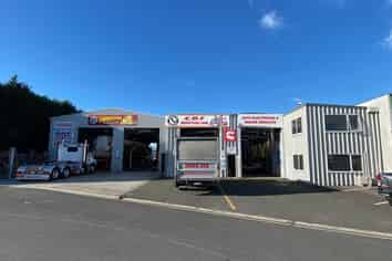 FOR SALE - 13 Harvard Way, Mount