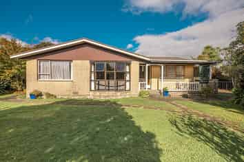 25 Ngahue Cres, Carters Beach