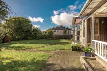 25 Ngahue Cres, Carters Beach